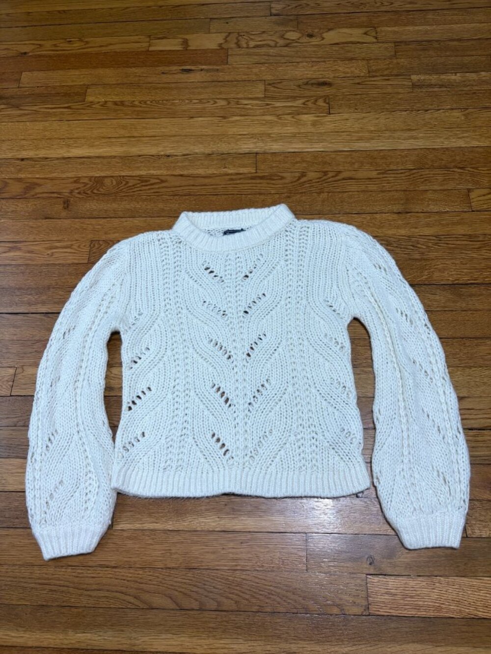 Abercrombie & Fitch Womens Sweater Size Medium White Acrylic Knit Puff Sleeve
